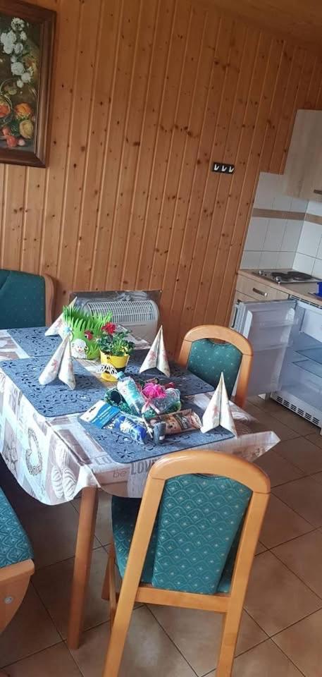 Bungalowvermietung Am Rheinsberger See Eksteriør billede